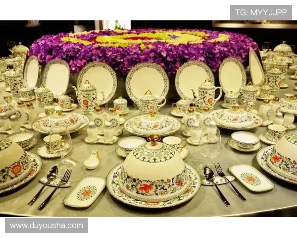 色碟的创新设计趋势,结合现代审美打造个性化的餐具系列 色碟的创新设计趋势,结合现代审美打造个性化的餐具系列